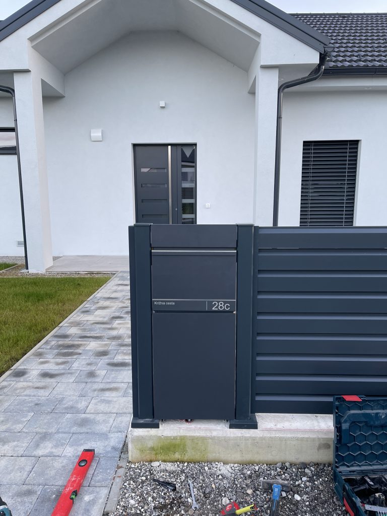 osebni prehod ograja ograje alu les maribor