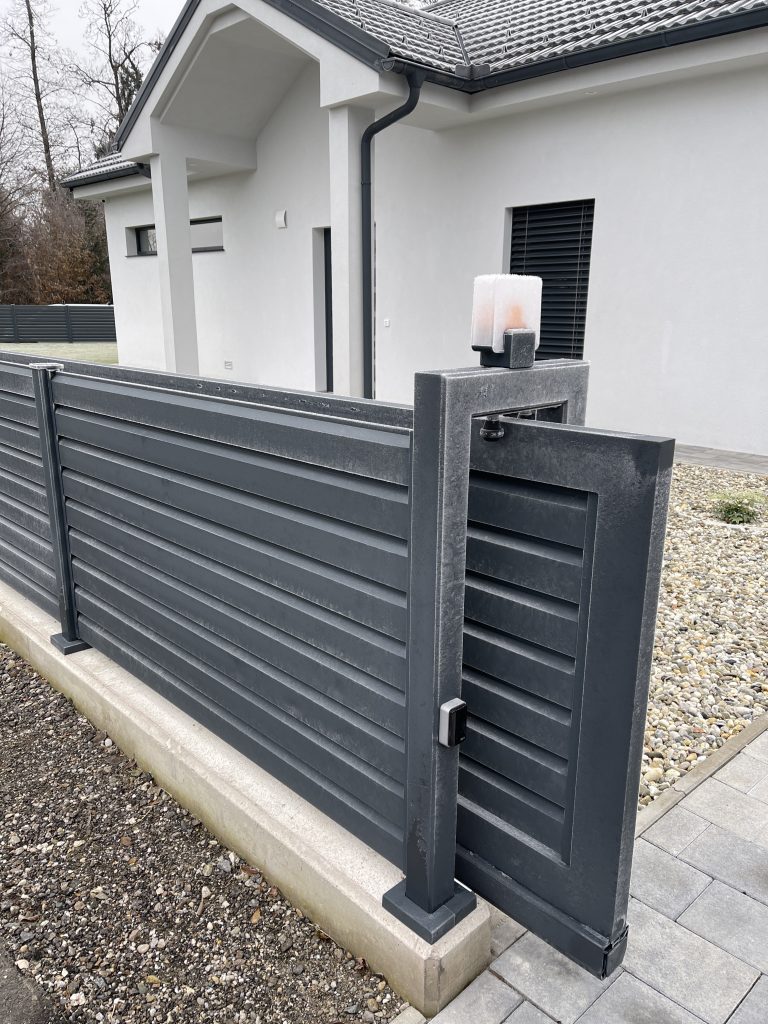 samonosna drsna vrata Alu-Les Maribor