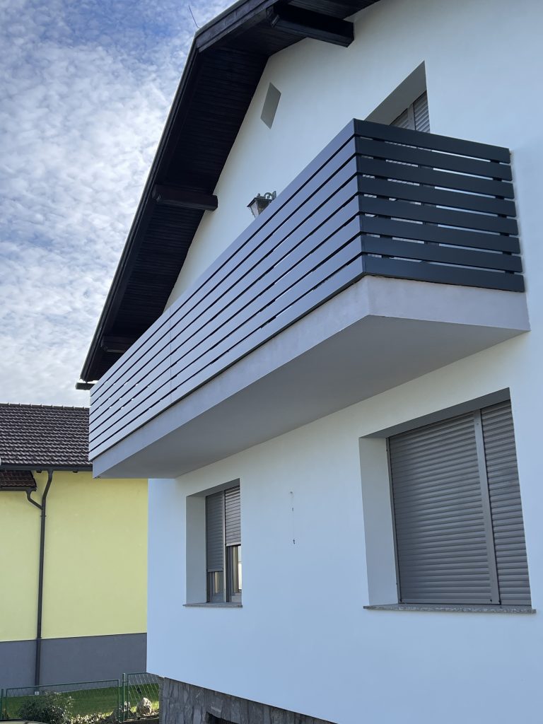 alu balkonska ograja Alu-Les Maribor